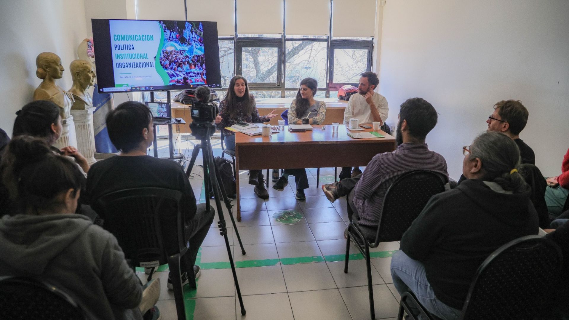 Curso de comunicación sindical en tiempos de crisis de legitimidad del Estado y del trabajo